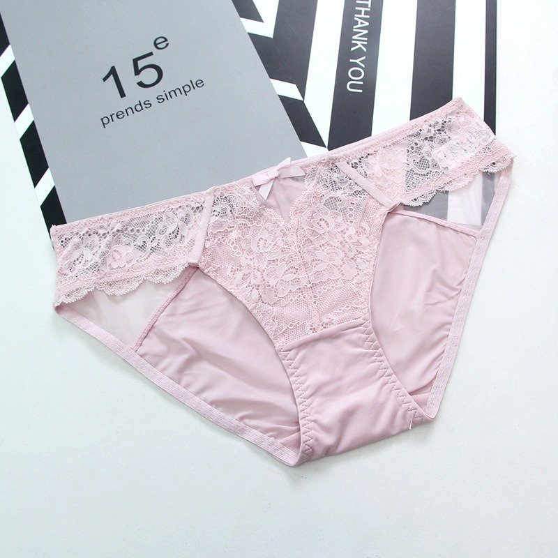 “Elevate Comfort and Style: Discover Custom Cotton & Lace Seamless Plus Size Women’s Panties”